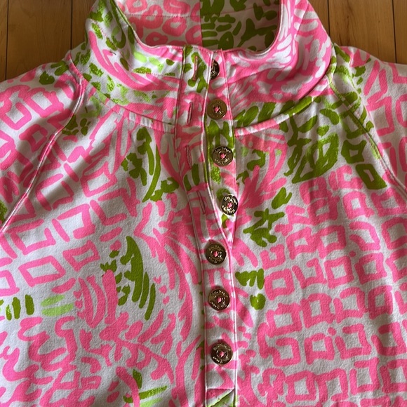 Lilly Pulitzer xs resort pull over sweatshirt - Picture 2 of 3
